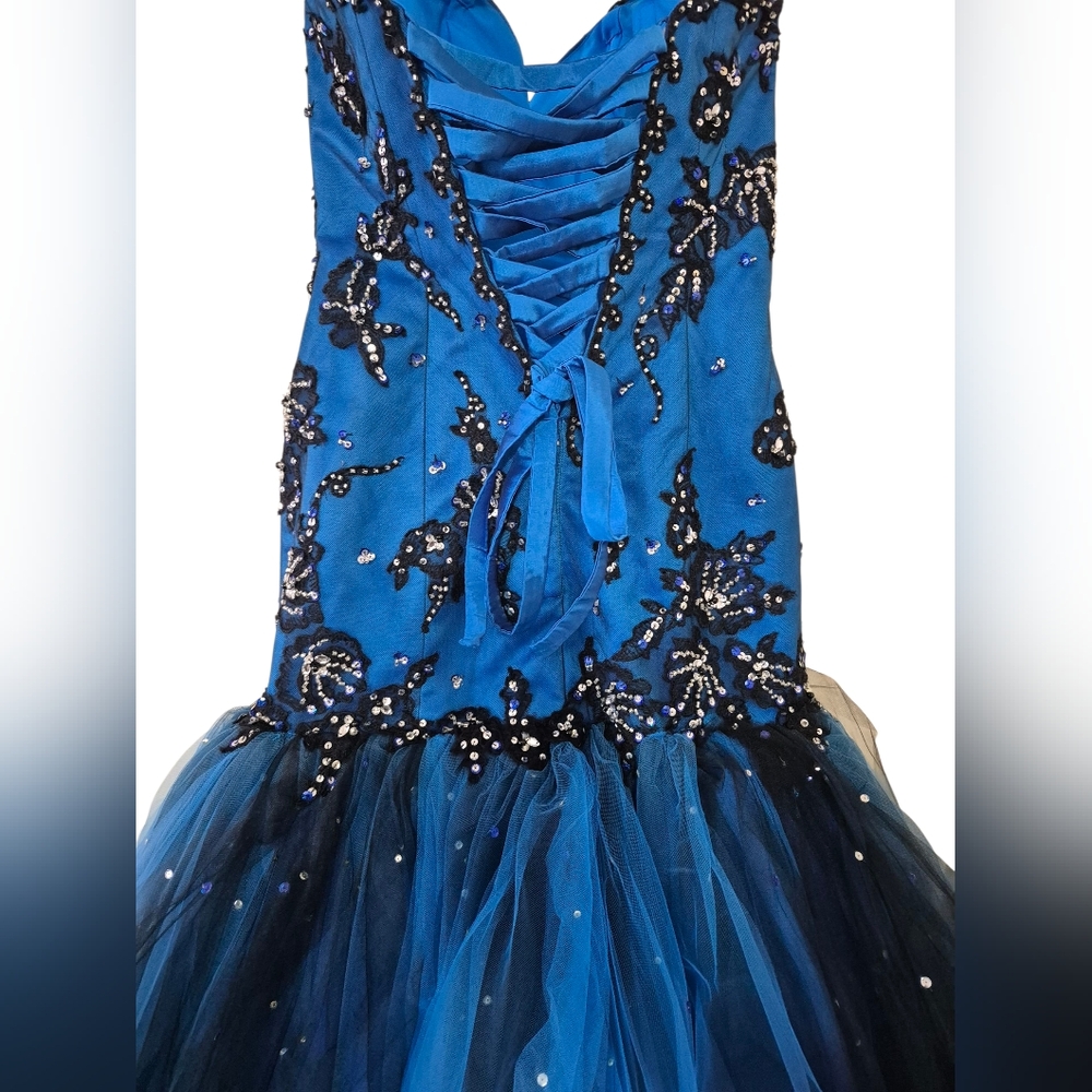 4 Madeline Gardener Blue and Black Prom Dress NwT - Picture 3 of 15